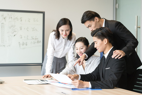 人才梯隊建設(shè)：培養(yǎng)儲備，確保企業(yè)持續(xù)發(fā)展