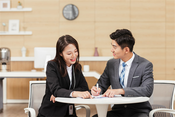 人力資源規(guī)劃：預(yù)測需求，制定合理的人才戰(zhàn)略