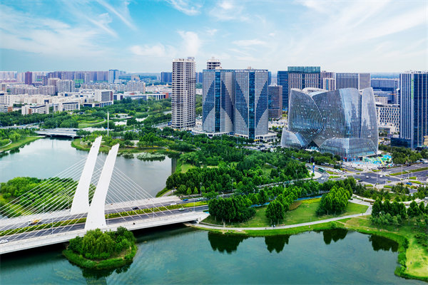 管理咨詢?nèi)绾沃︵嵵萜髽I(yè)實(shí)現(xiàn)市場競爭力的提升？