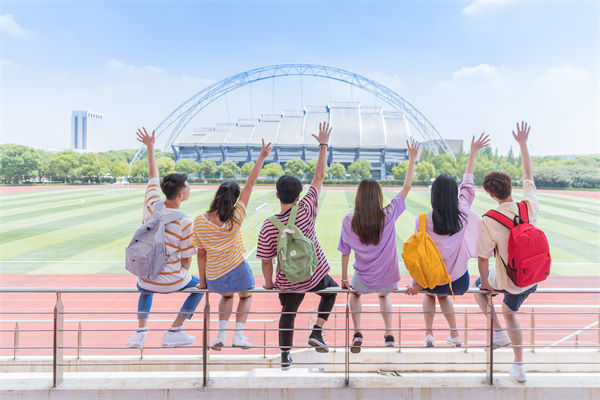 校園招聘嚴(yán)禁限定985和211高校，對(duì)制造業(yè)有哪些啟示？