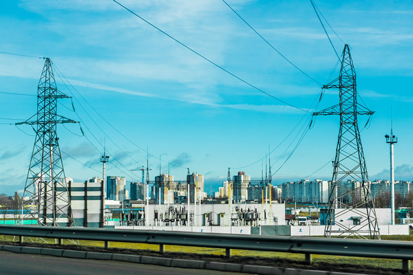 電氣行業(yè)年度經(jīng)營計(jì)劃咨詢公司哪家好，高低壓設(shè)備產(chǎn)能怎優(yōu)化？